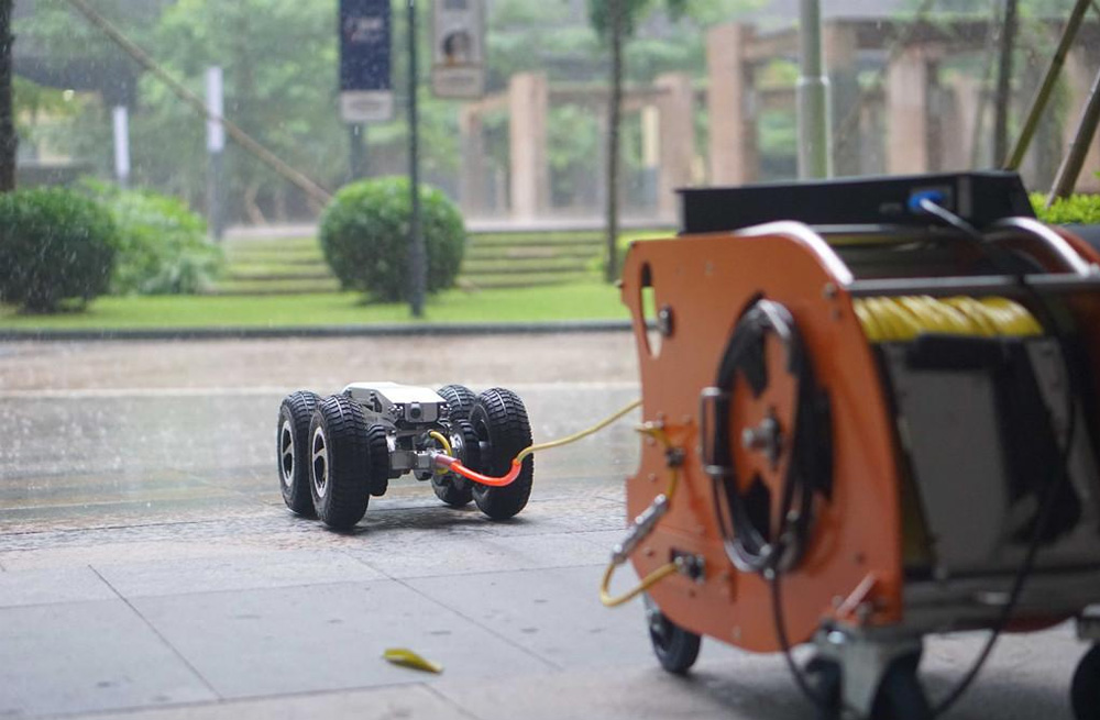 285劝业路管道检测机器人